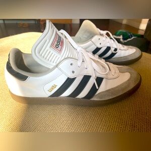 Men’s Adidas Samba size 9.5